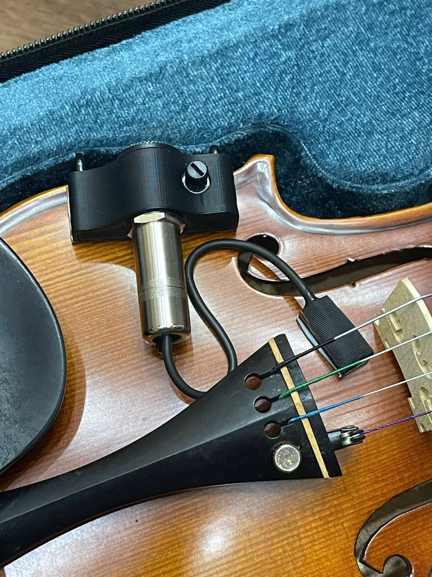 Pickup Violin, thiết bị truyền âm thanh cho Violin