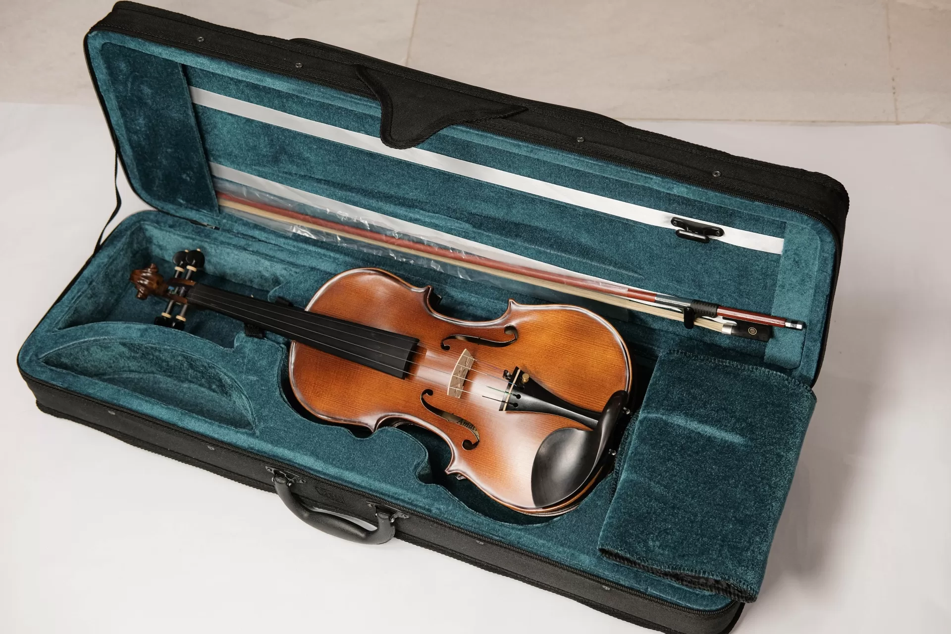 Violin Amati VM118, có setup cho người mới
